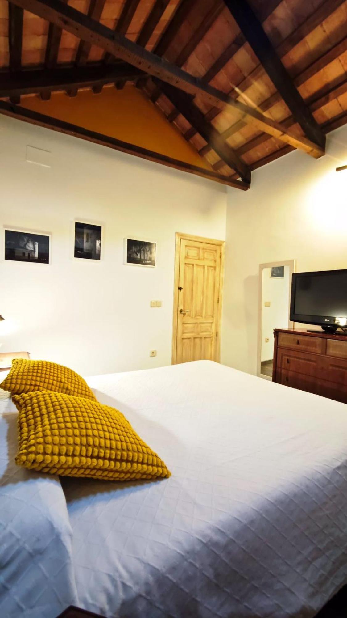 La Aldaba, Antigua Casa De Labor Bed & Breakfast *